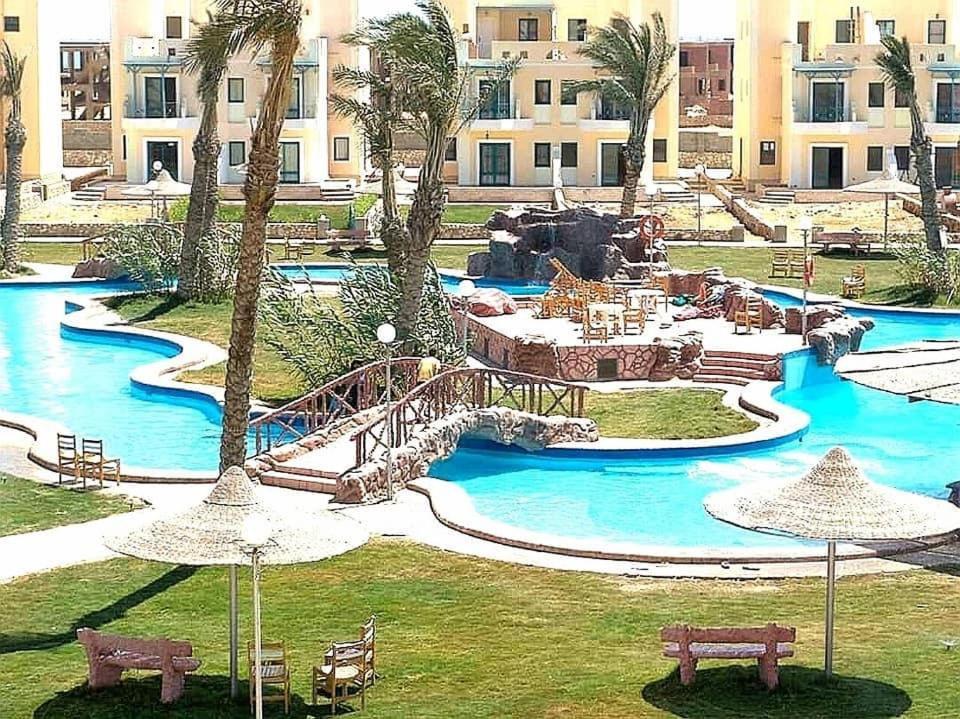 شاليه قرية ريفيرا 1 Ras Sudr Exterior foto
